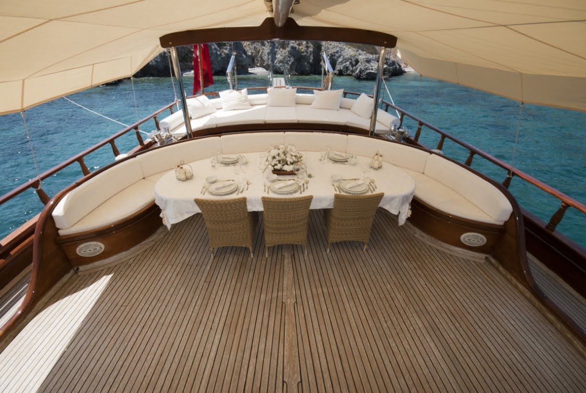 Arif Kaptan A Gulet Luxury Bodrum Yacht Charter 6 Cabins Air Condition