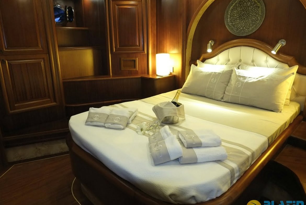 Yacht Kaptan Mehmet Bugra 8 Cabins 34 Meters Yacht Charter Turkey