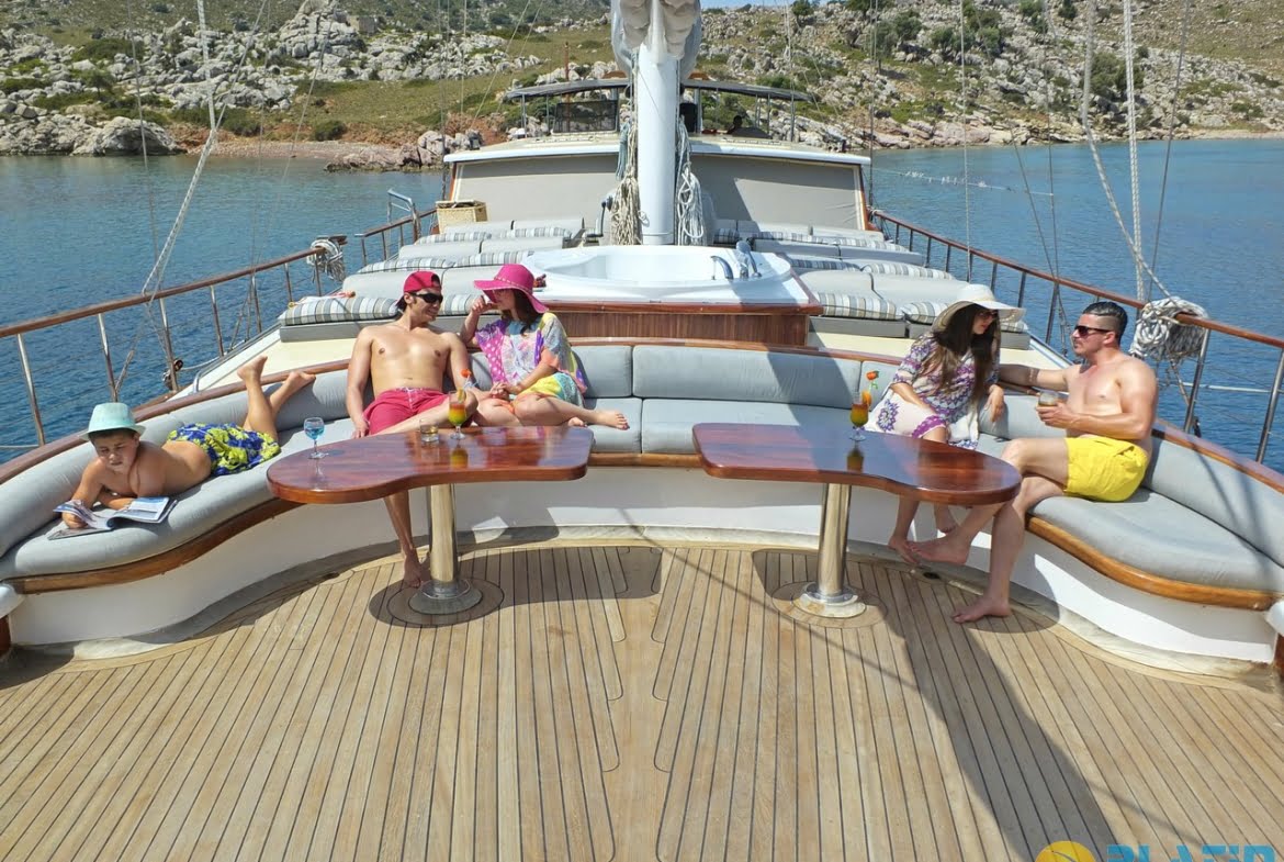 Yacht Kaptan Mehmet Bugra 8 Cabins 34 Meters Yacht Charter Turkey