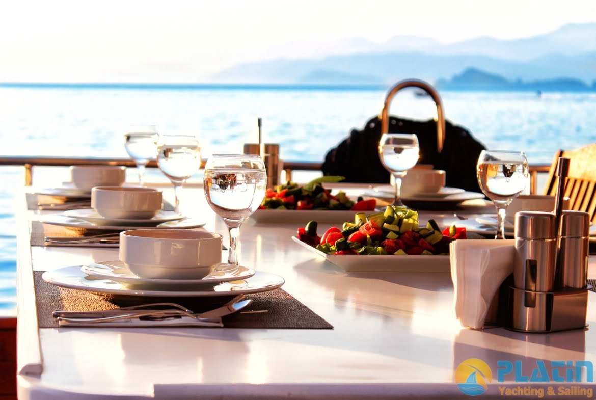 Maske 3 Rental Motorycht in Turkey Fethiye Marmaris Bodrum