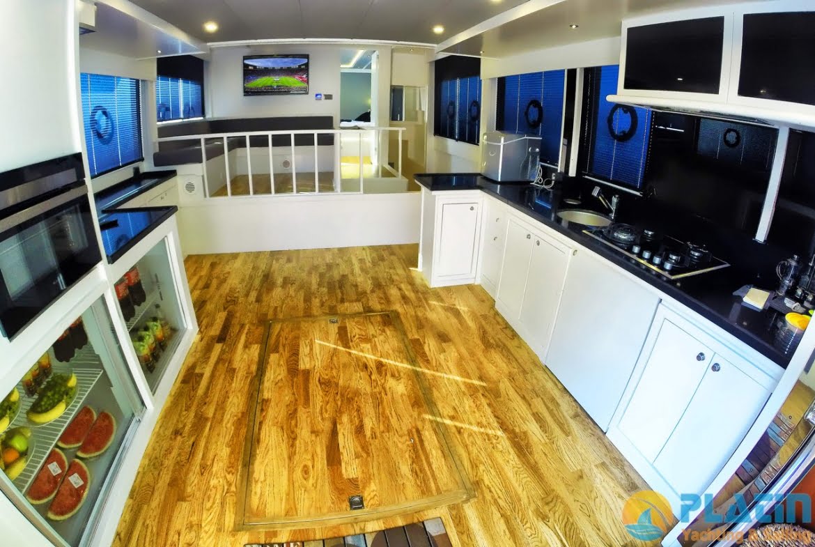 Maske 3 Rental Motorycht in Turkey Fethiye Marmaris Bodrum