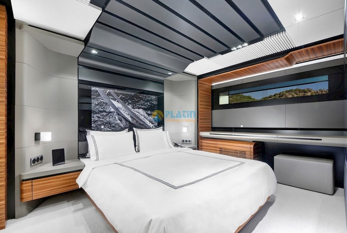 Motoryacht Charter Rent Motor Yacht