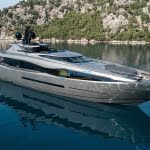 Motoryacht Charter Rent Motor Yacht