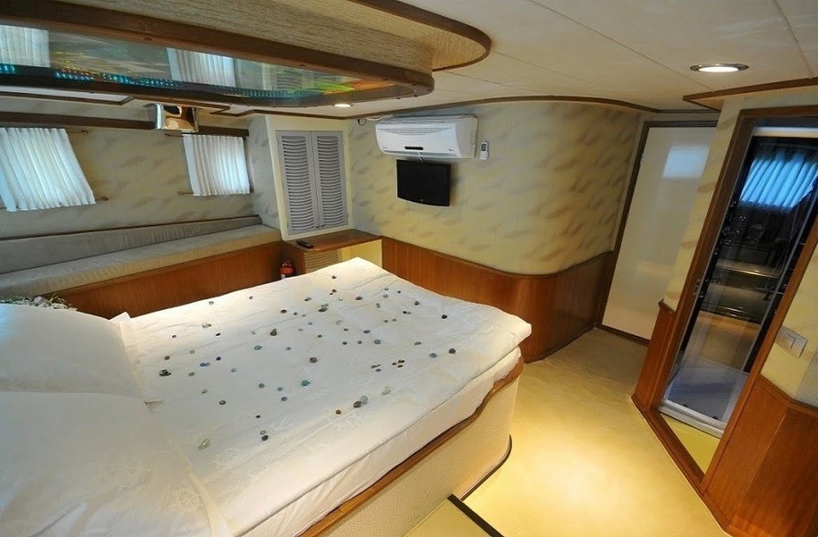 ece arina gulet caicco