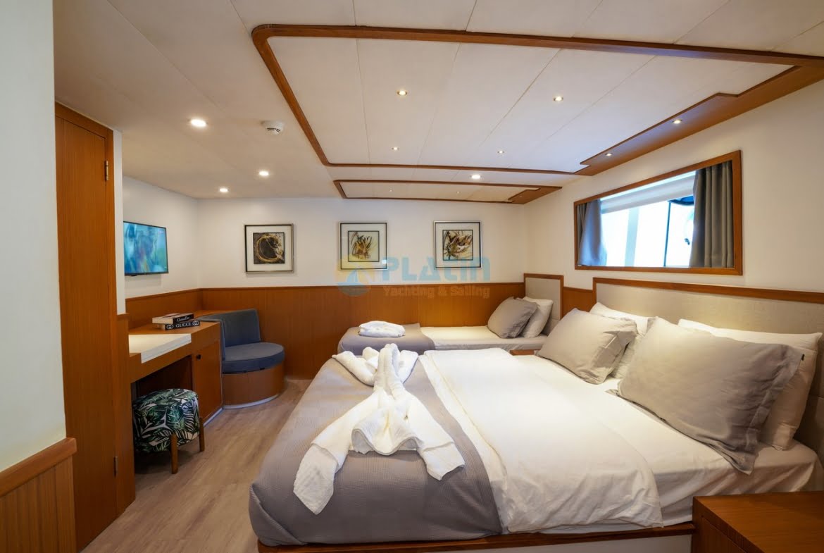 Cinar Yildizi Trawler Motoryacht